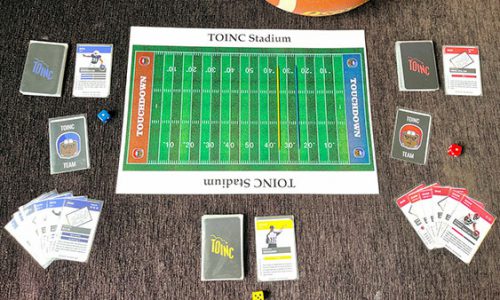 Com proposta ousada, Toinc traz o futebol americano para o universo dos card games